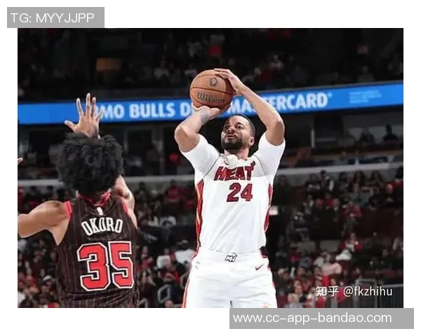 鲍威尔表现平平15投5中仅得20分罚球命中率稍高