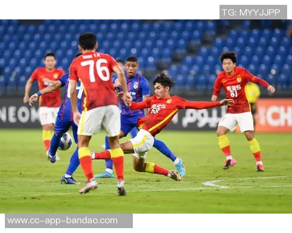 前云南玉昆外援内内正式加盟马来西亚柔佛新山足球俱乐部