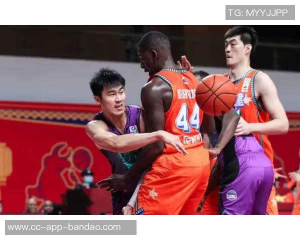 文班本赛季缺席场次已达13场剩余出场机会仅剩4场限制额度