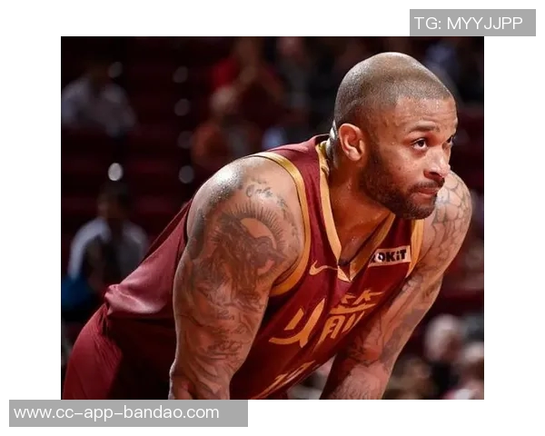 斯基拉透露罗马与拉斯帕多里达成买断协议等待其最终同意加盟